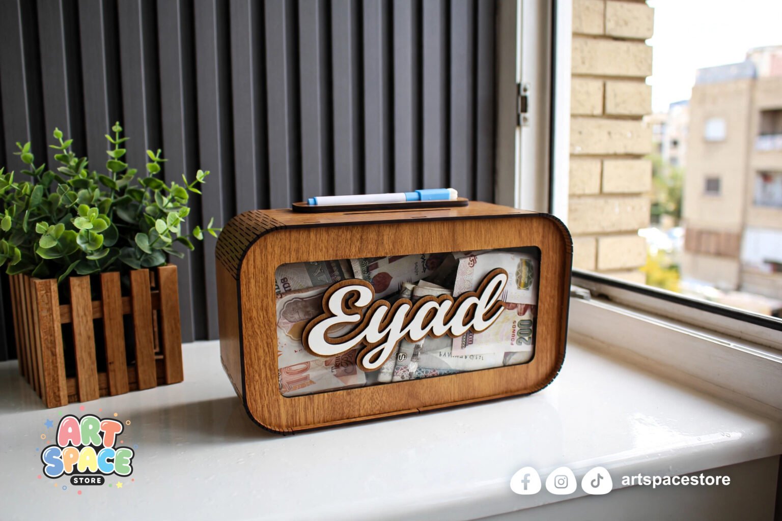 eyad_windowsill_4K